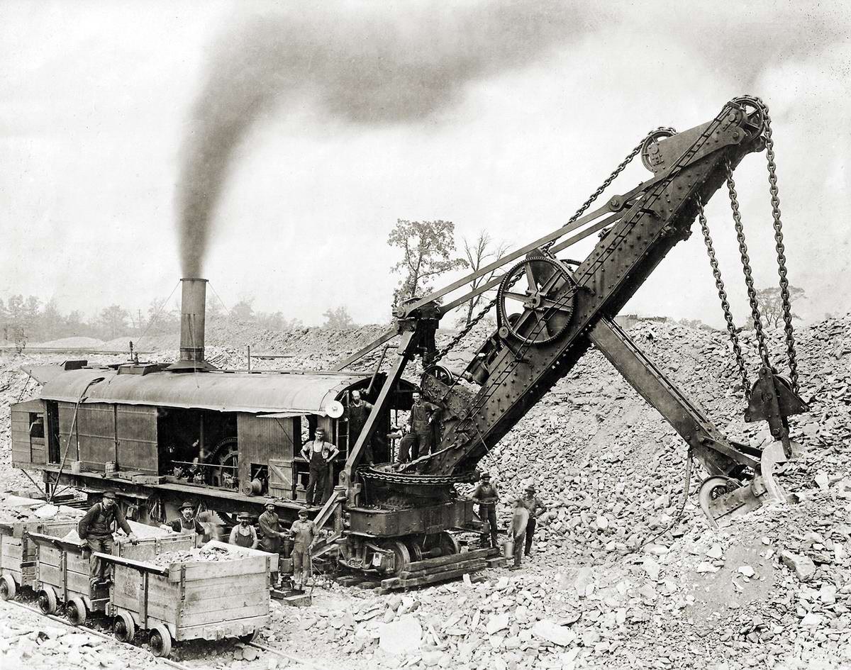 История происхождения экскаватора
